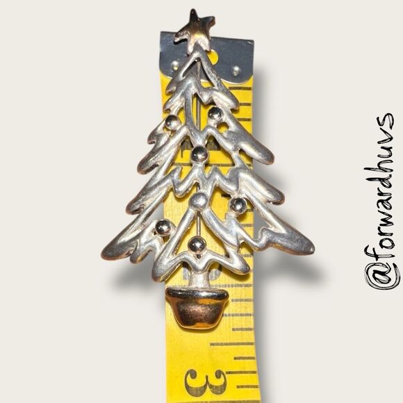 Bundle Sale 3 for $15 | Vintage Silver-Tone Christmas Tree Brooch - Picture 7 of 8